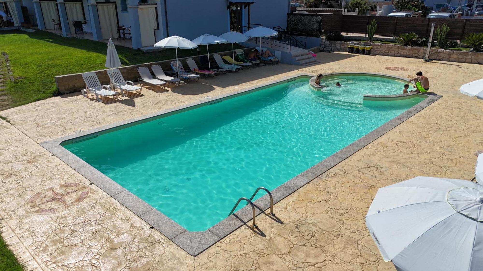 Abbaidda Hotel Valledoria  Extérieur photo