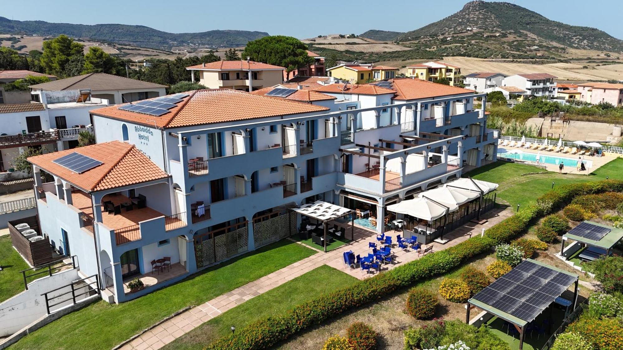 Abbaidda Hotel Valledoria  Extérieur photo