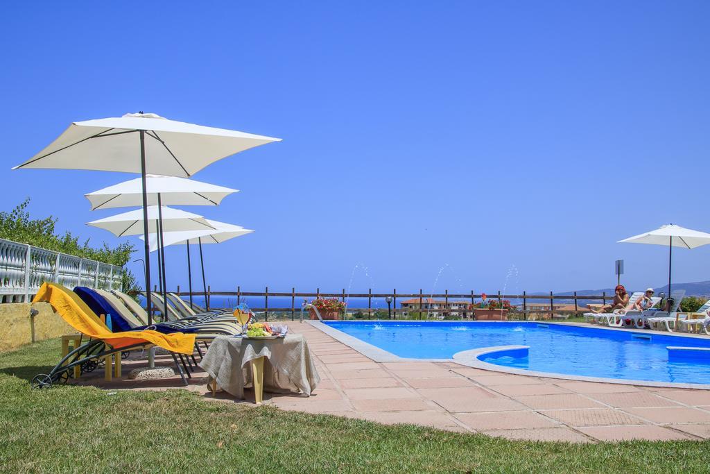 Abbaidda Hotel Valledoria  Extérieur photo