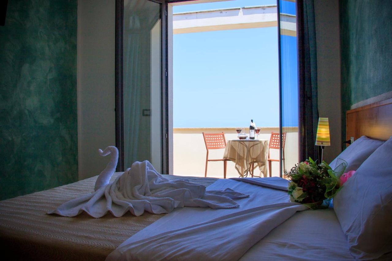 Abbaidda Hotel Valledoria  Extérieur photo