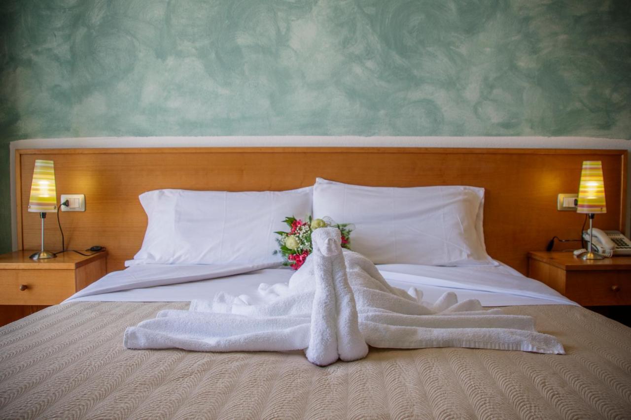 Abbaidda Hotel Valledoria  Extérieur photo